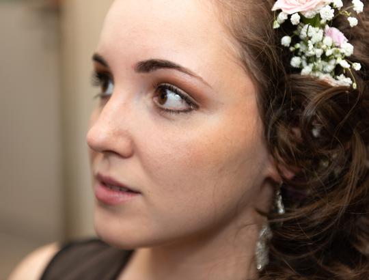 Bruidskapsel en make-up bij Jocorelax 